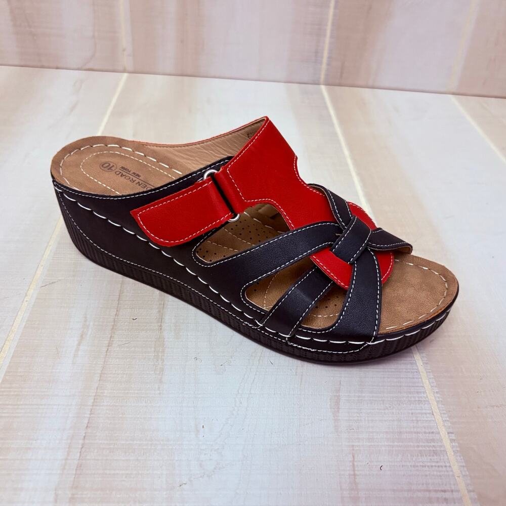 Golden Road Red and Black Comfort Wedge Sandals Sz 10 Slip On Casual Adjustable